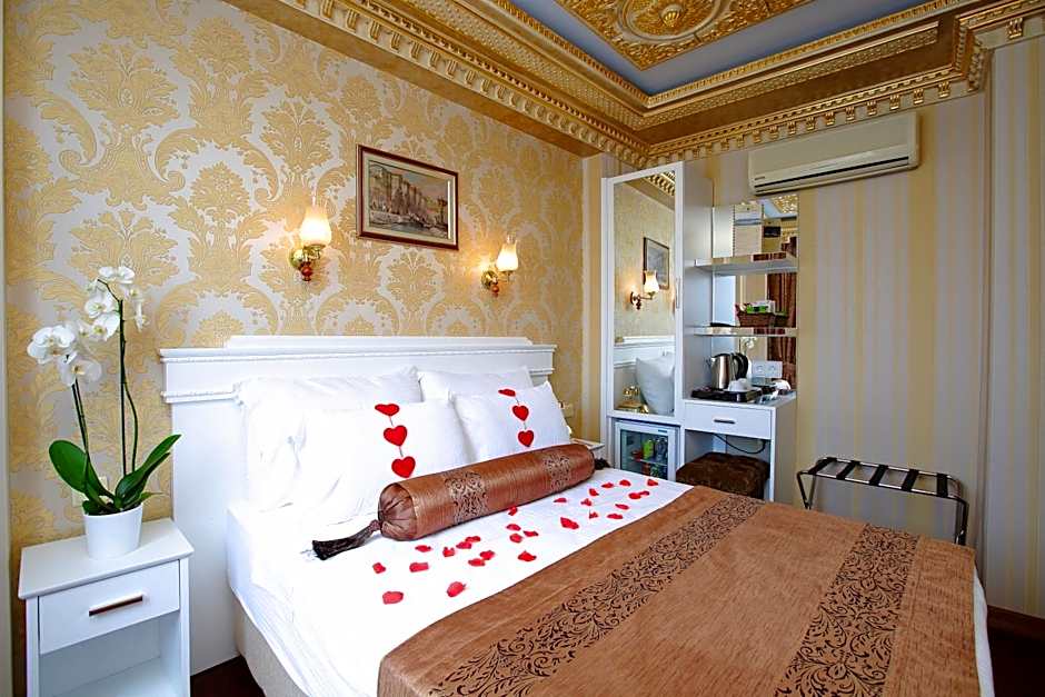 Photo 1 of 10 of Deluxe 1 Double Bed or 2 Beds