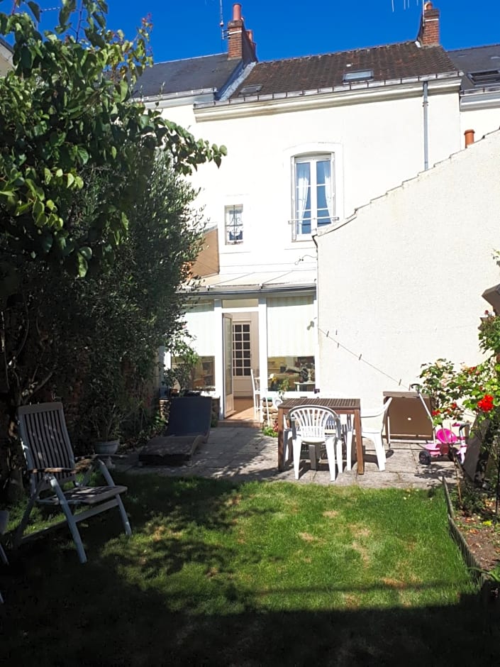 La Maison D'hotes De Constance – Le Mans, AR