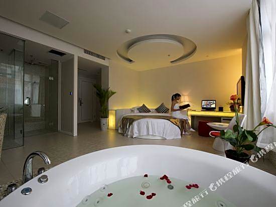 Simen Hotel