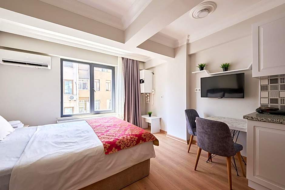 aymira hotel pangaltı