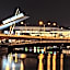 Waterfront Melbourne Apartments