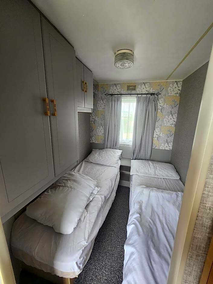 Kingfisher OAK 1098 Dees Caravan Lettings