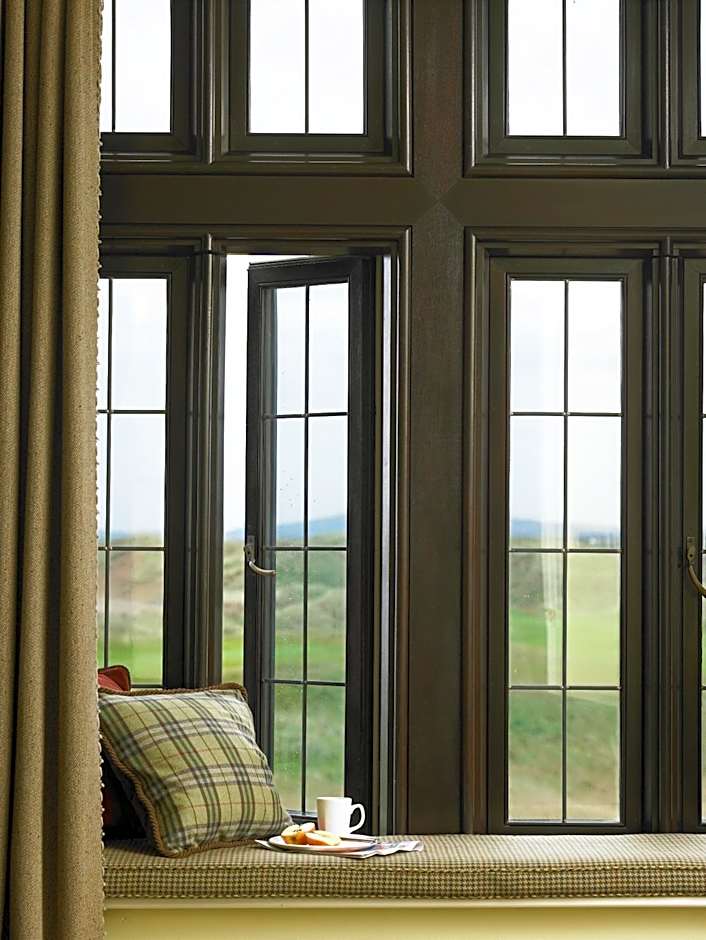 Trump International Golf Links & Hotel Doonbeg Ireland