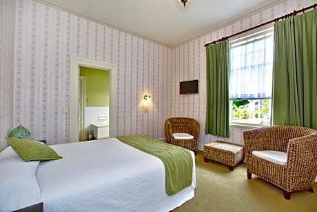 Queen Room - B
