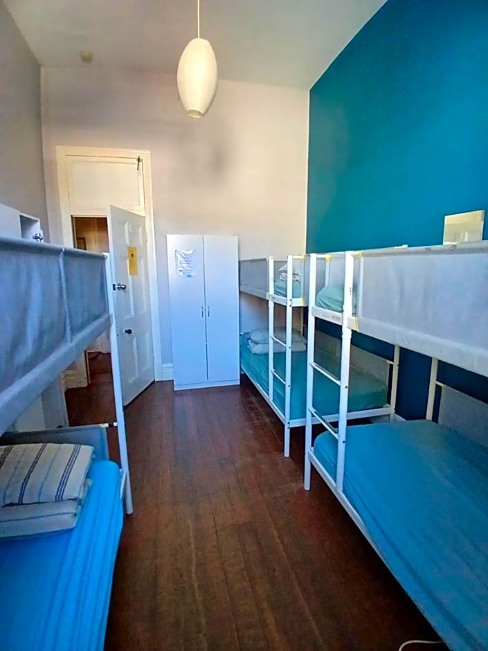 1849 Backpackers Albany