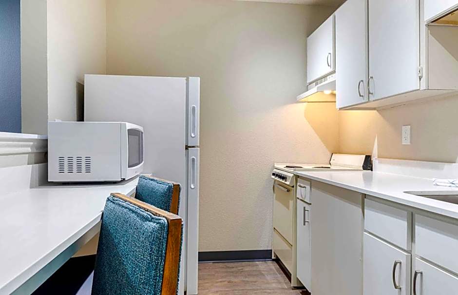 Extended Stay America Suites - Arlington - Six Flags