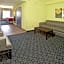 Holiday Inn Garland By IHG