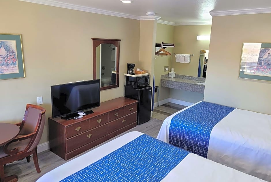 Travelodge by Wyndham Clearlake