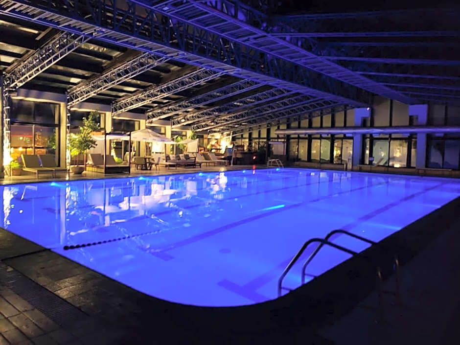 Radisson Montevideo Victoria Plaza Hotel