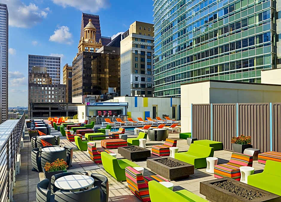 Aloft by Marriott Houston Downtown