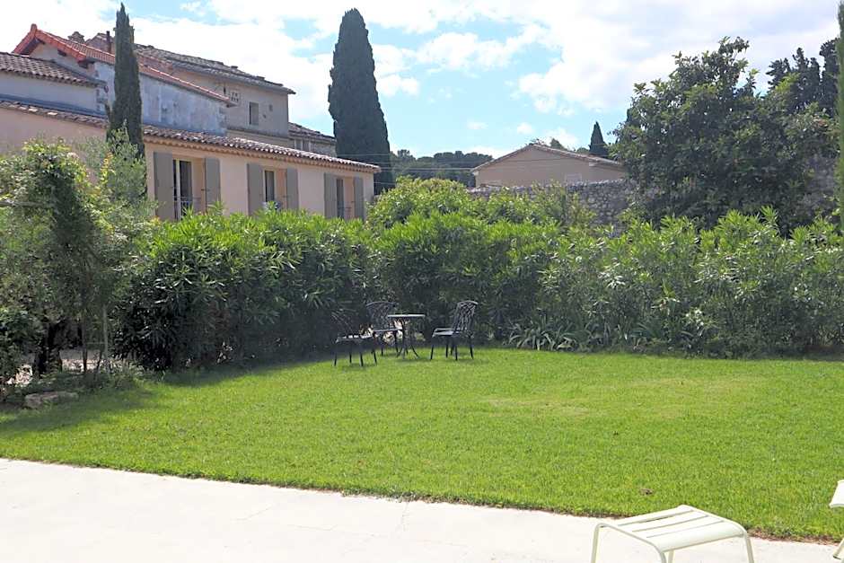 Les Jardins De La Livrée