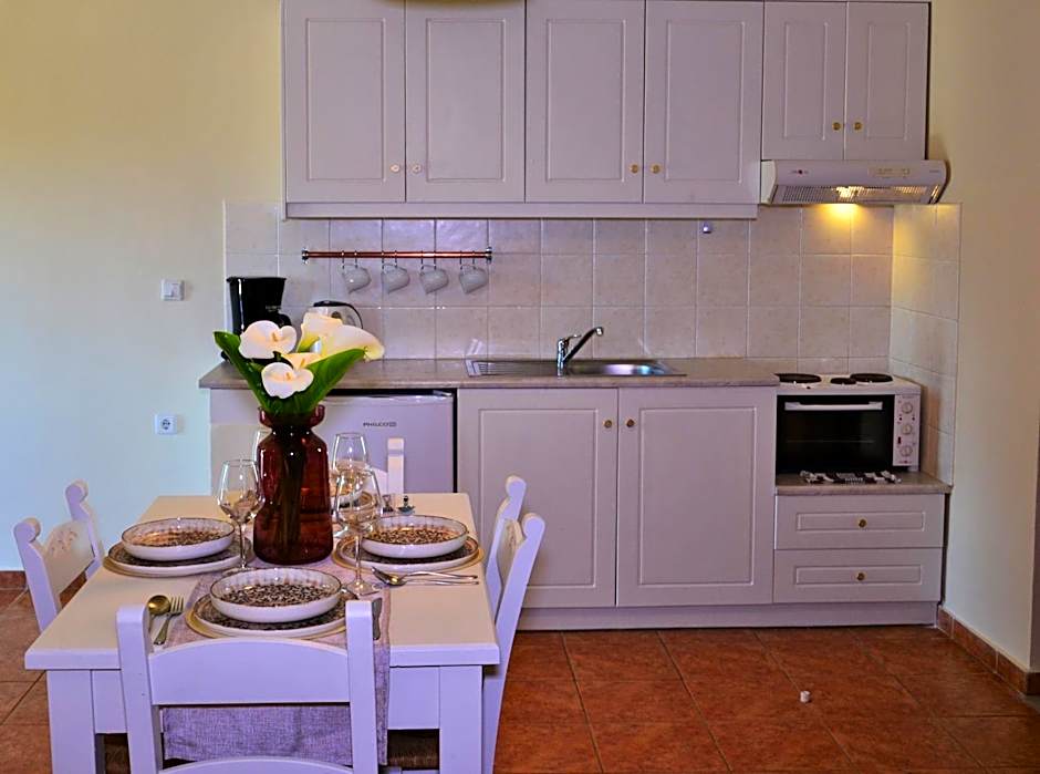 Elianthos Villas