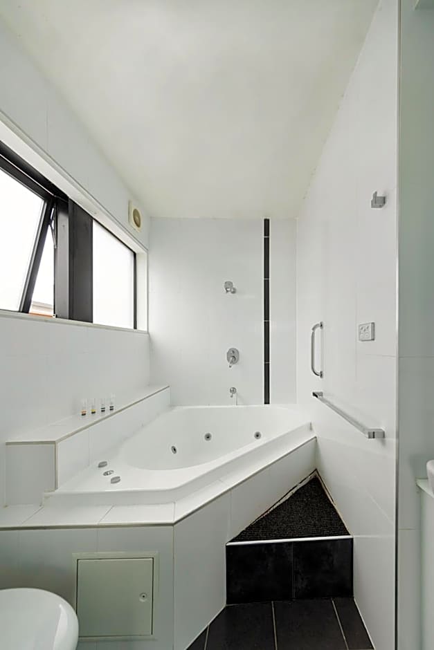 Comfort Hotel East Melbourne