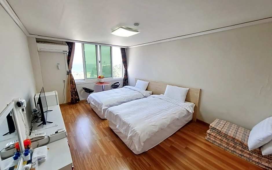 Yangyang Naksan Pebble Beach