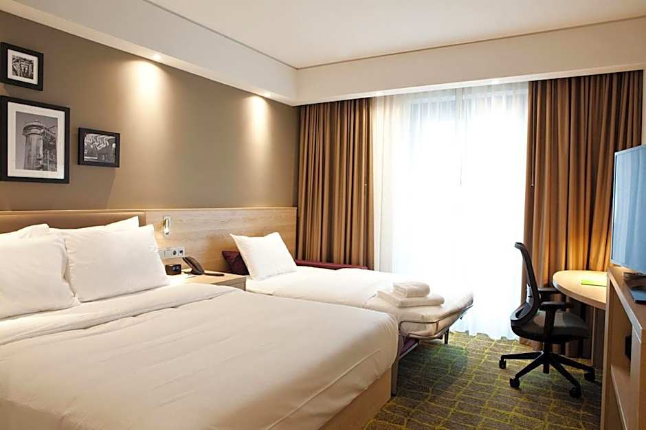 Hampton by Hilton Dortmund Phoenix See