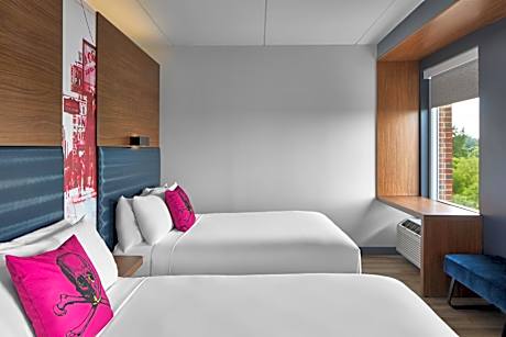 Aloft, Guest room, 2 Queen