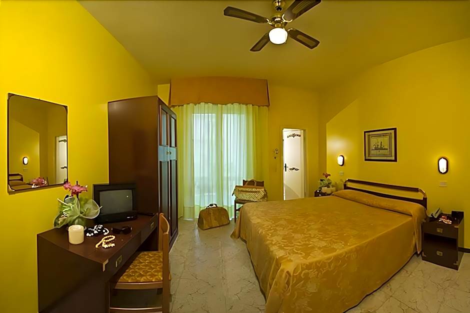 Maremonti Hotel
