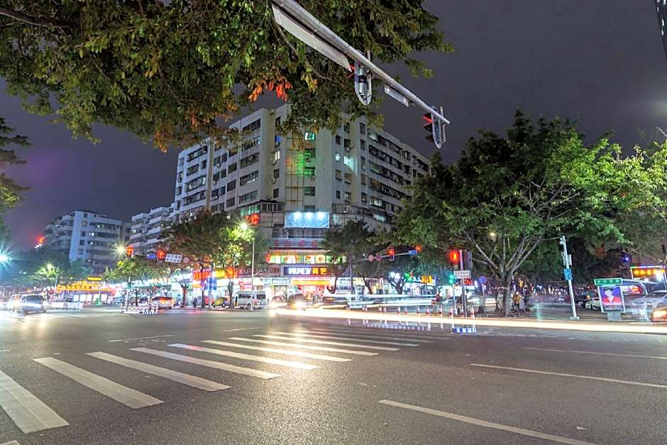 Vienna Hotel Huizhou West Lake Maidi South Road