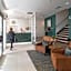 Quest Hamilton Serviced Apartments
