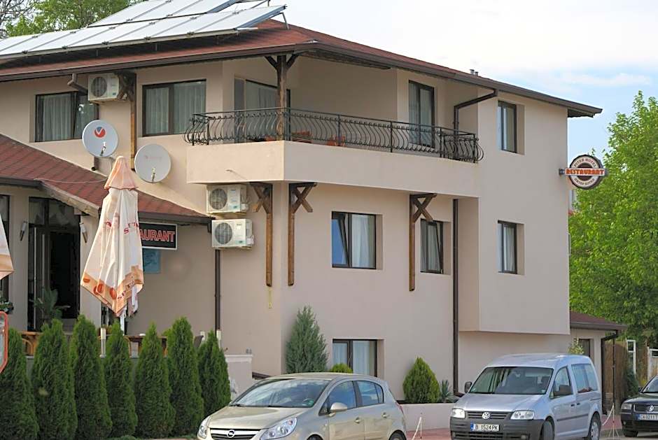 Family Hotel Piter