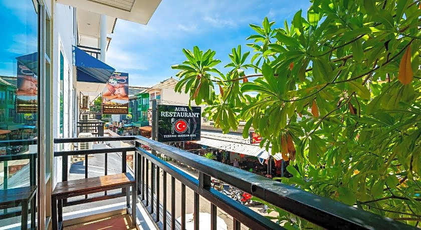 Kata Station Boutique Hotel, Kata Beach