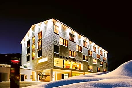 Hotel Steffisalp - Ski-in & Ski-out am Arlberg