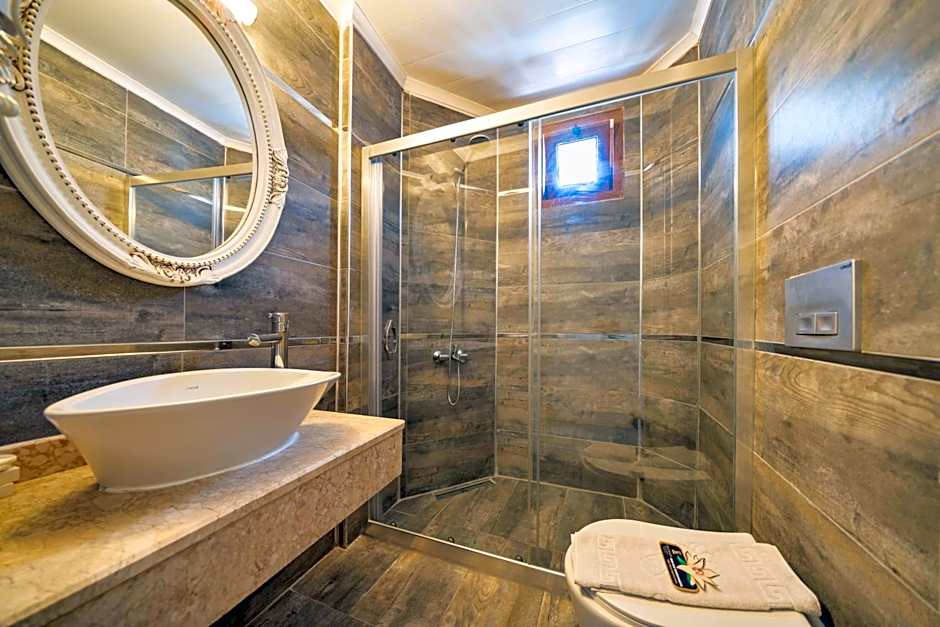 Ata Lagoon Beach Hotel