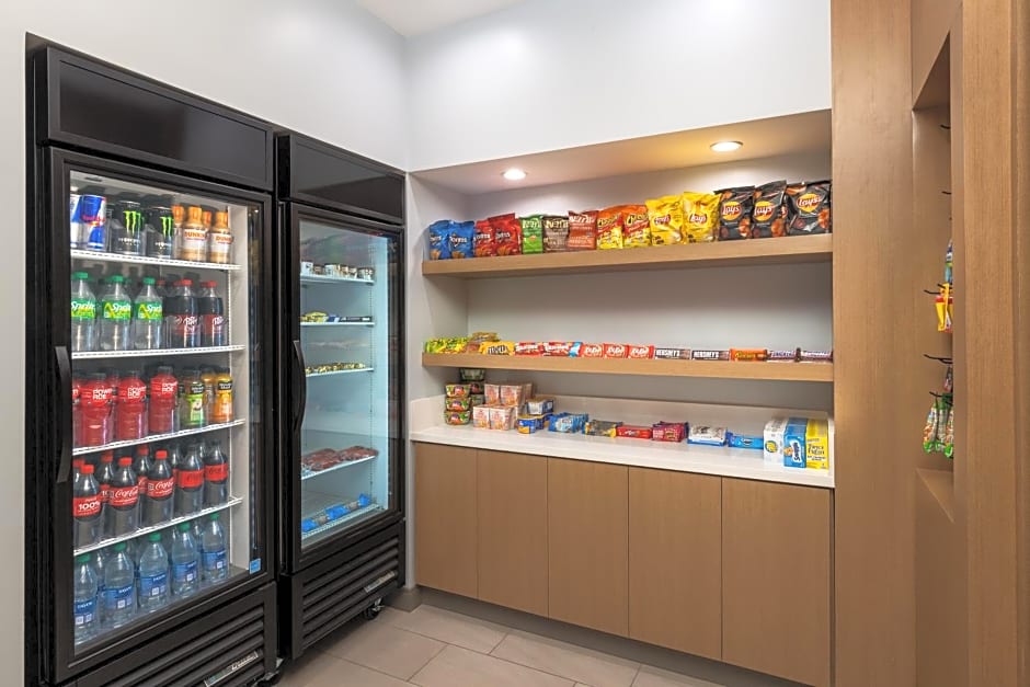 Holiday Inn Express & Suites - Hawaiian Gardens By IHG