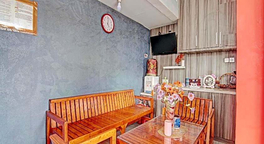 Hotel O Lestari Baru Syariah Near SMA Negeri 1 Salo