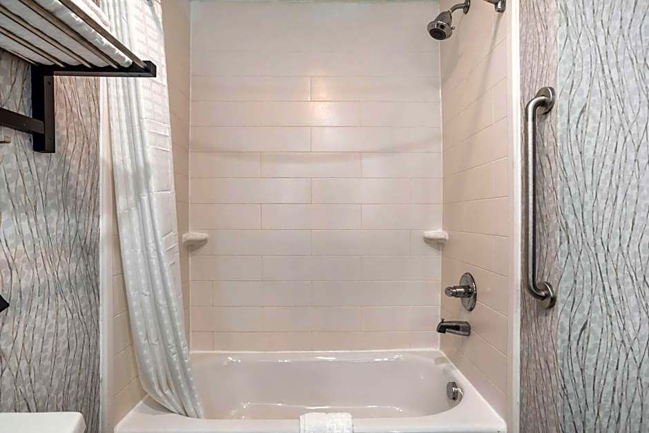 Best Western Plus Jackson Downtown-Coliseum