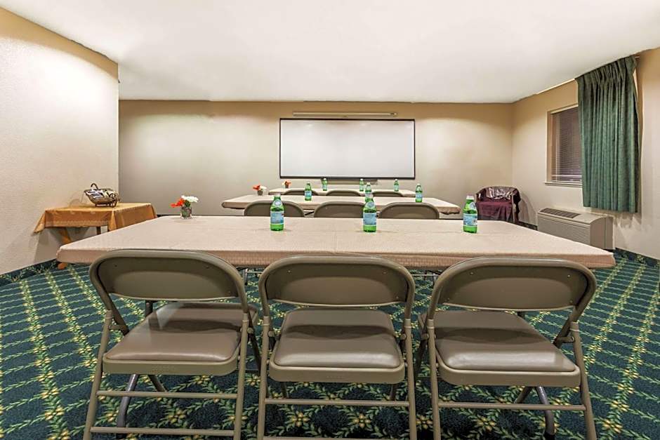 Harvest Inn Dixon UC Davis