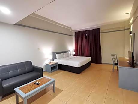 Deluxe King Room
