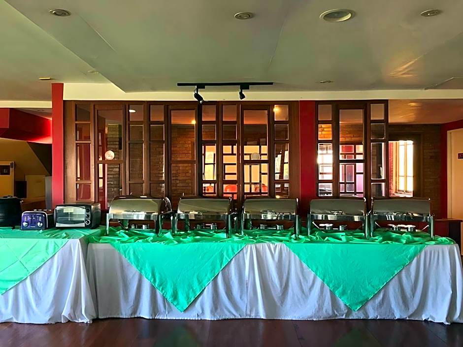 Mango Valley Hotel 1