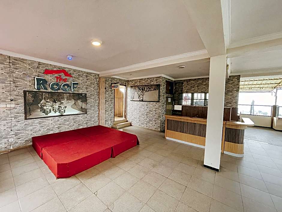 Spencer Green Hotel