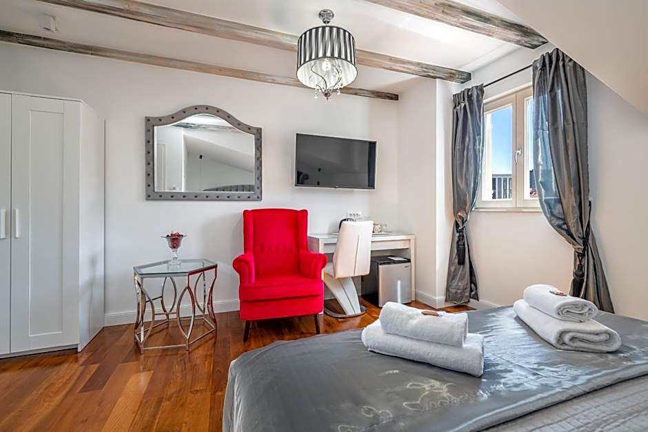 Galeria Valeria Seaside Downtown - MAG Quaint & Elegant Boutique Hotels