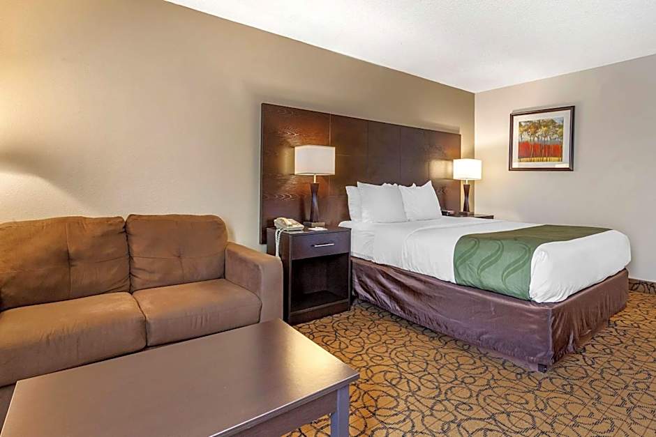 Quality Inn & Suites Escanaba North