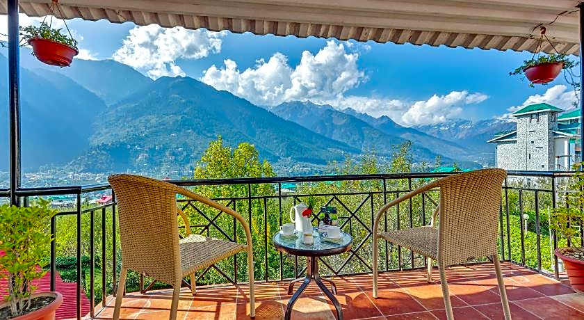 Club Mahindra Snow Peaks Manali