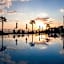 Onyx Beach Residence - Free Beach Access & Parking