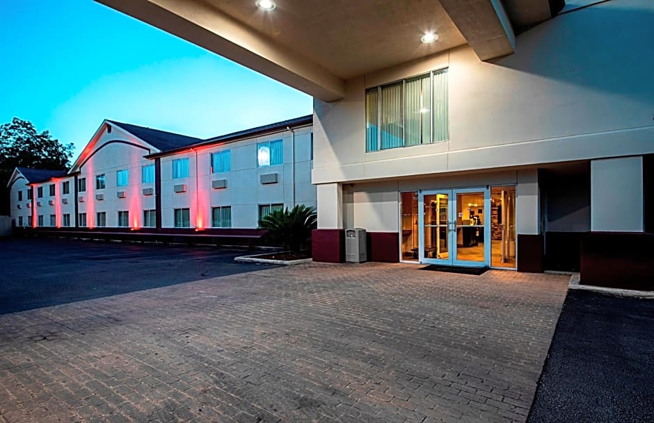 Red Roof Inn San Marcos