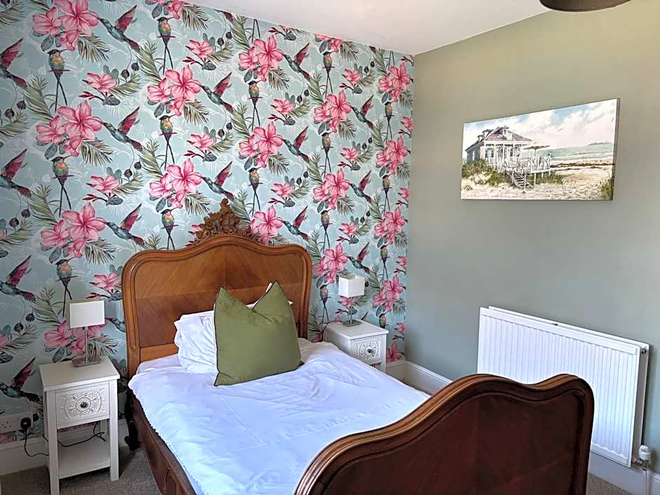 Keats Green Hotel
