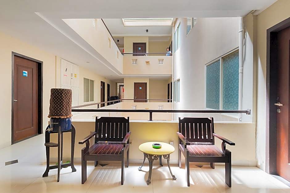 Hotel O Surabaya City Center Near Wonokromo Station