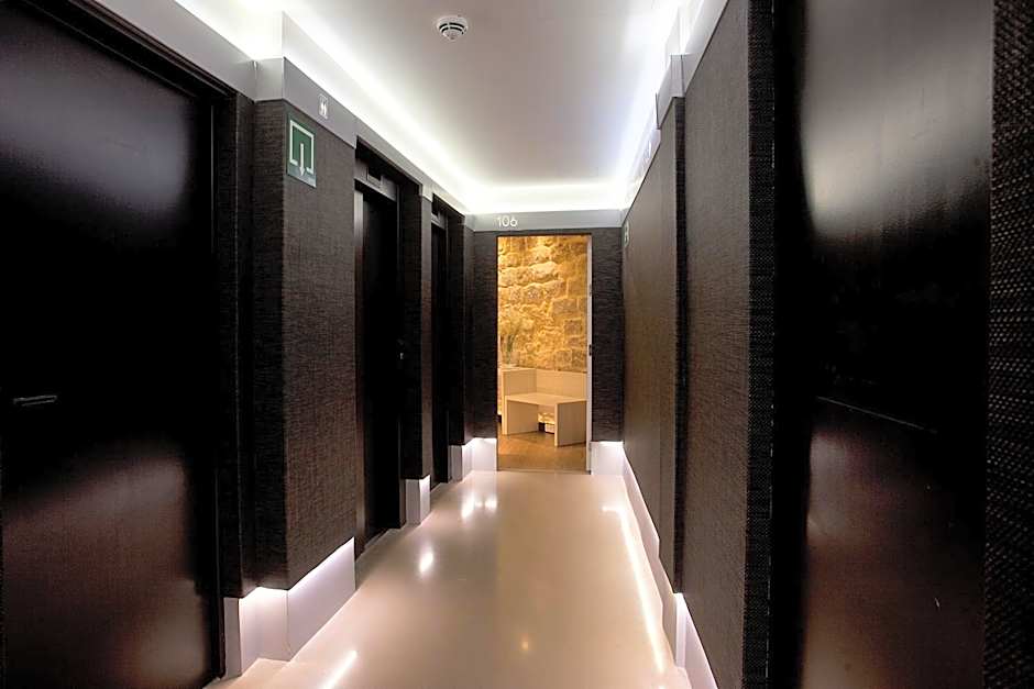 Hotel Pompaelo Plaza del Ayuntamiento & Spa