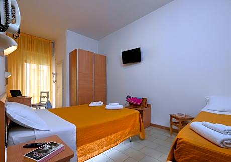 Double or Twin Room with Balcony