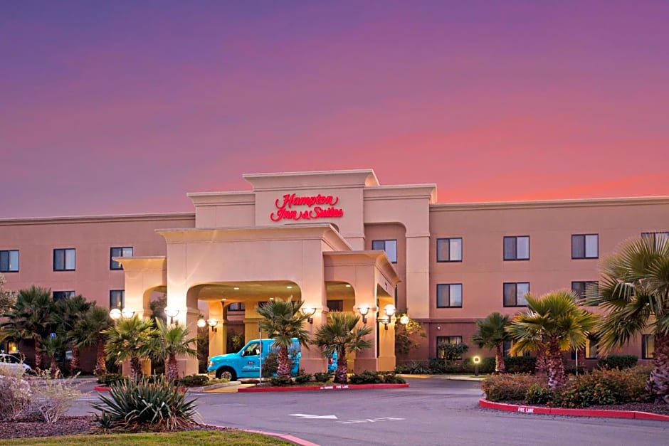 Hampton Inn By Hilton And Suites Oakland Airport Alameda