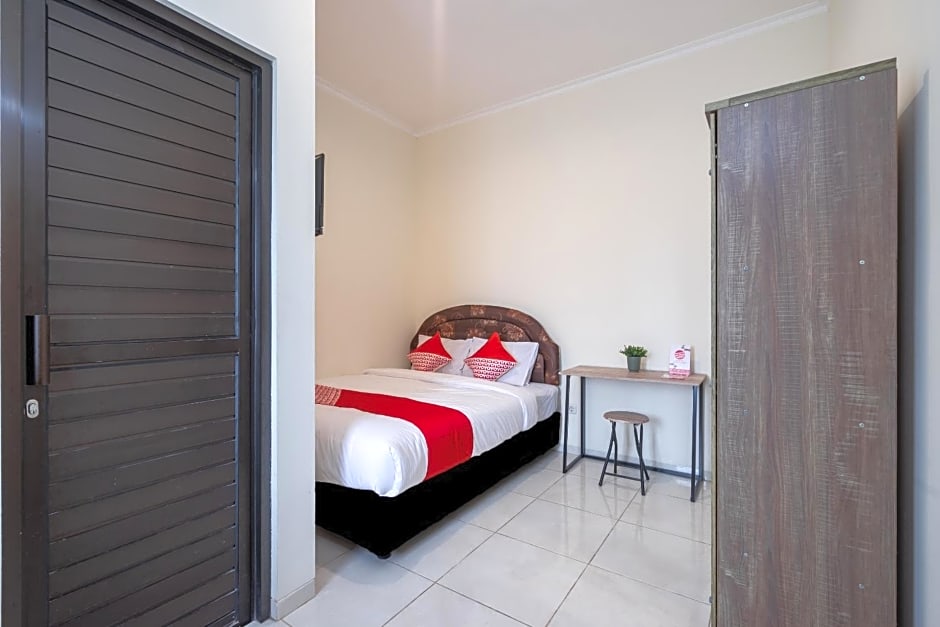 OYO 2347 Griya Patran