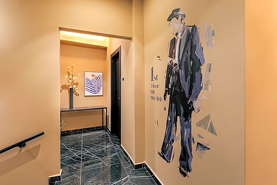 Clyde Athens by Nin&Bau