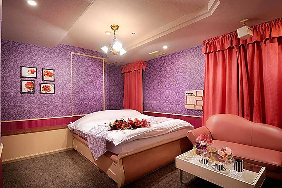 Izumiotsu Chapel Sweet - Adult Only