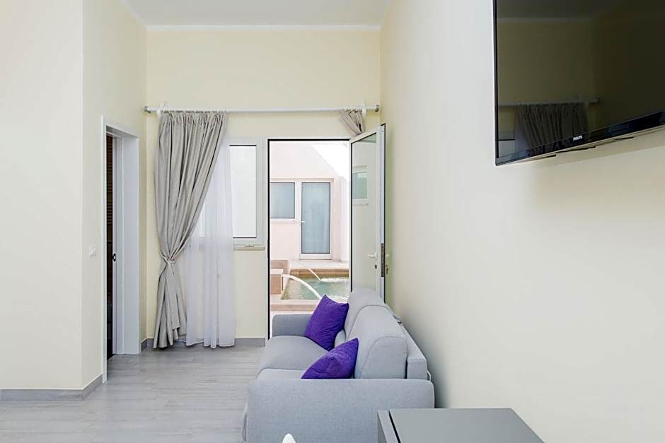 RELAIS MASSERIA CASINA DEI CARI