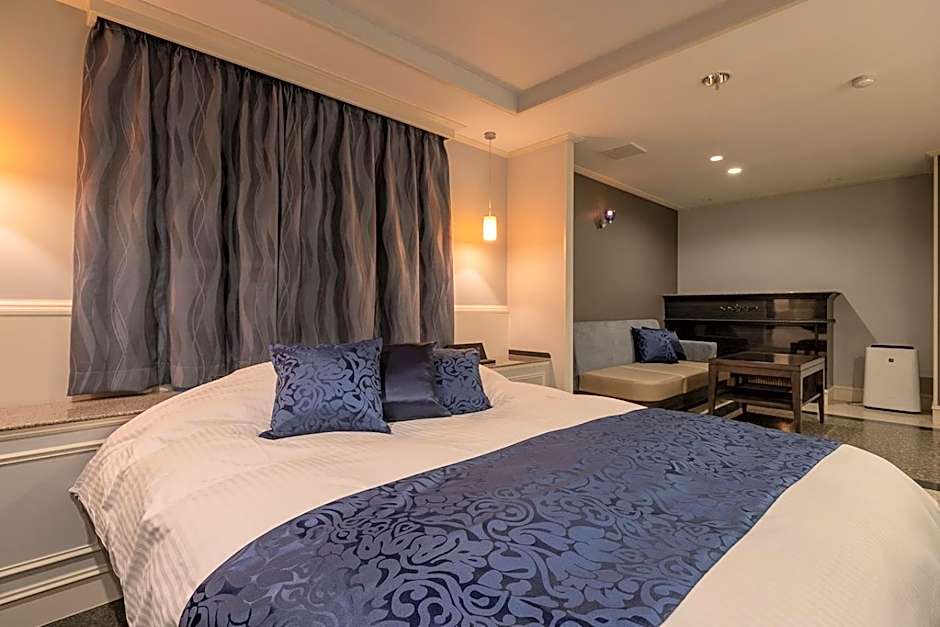 ホテル 兆 各務原店 Hotel CHO Kakamigahara