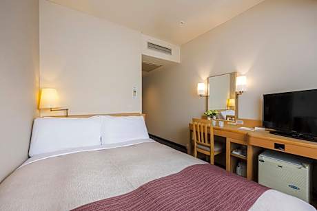 Standard Triple Room - Non-Smoking